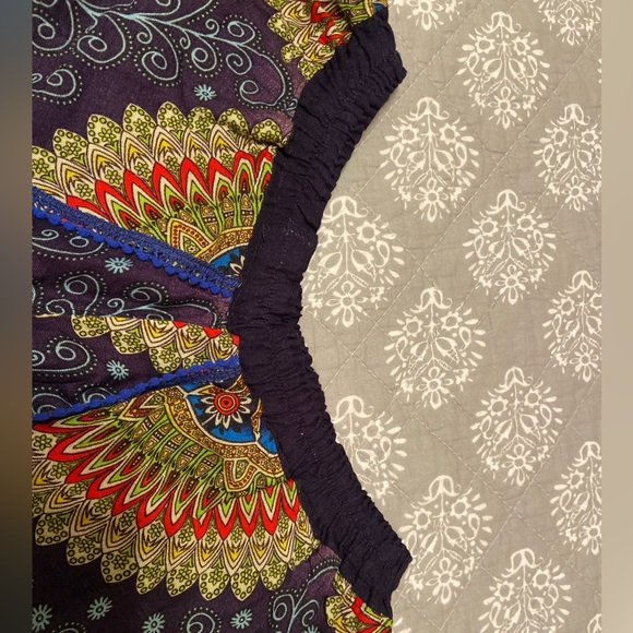 Boho Patterned Flowy Shorts - Picture 3 of 4